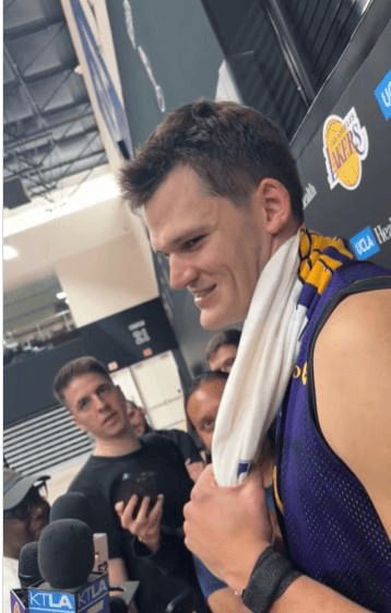 蜘蛛直播高清NBA直播入口