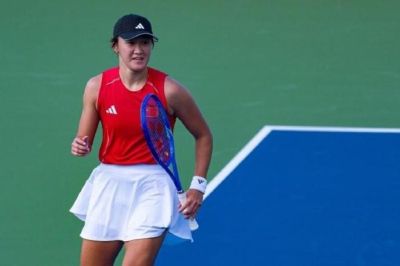 王曦雨2-0战胜张帅，中国队实现亚运会网球女单六连冠