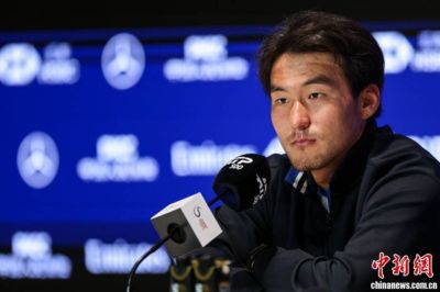 媒体人：布朗主要扮演稳定得分手的角色 1v1中距离进攻表现非常好