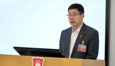 ESPN知名解说：恩比德在训练中迟到 詹姆斯当面说了他一顿