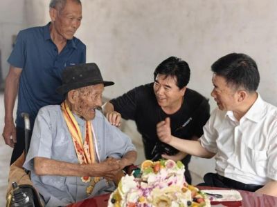 穆帅：姆巴佩就是骑了一下车，却被说得好像在参加环瑞士自行车赛