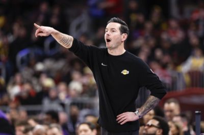 NBA史上最重罚单：快船被罚5个首轮签+3000万美元