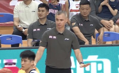 B费当选PFA足球先生，包揽三项大奖