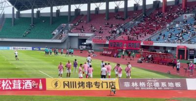篮球周鹏介绍