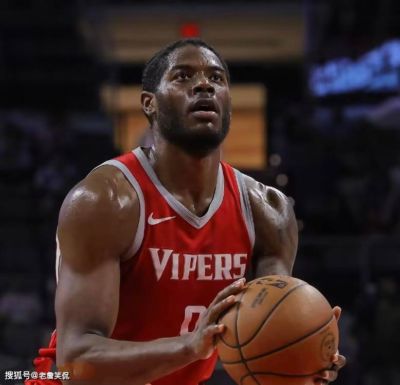 NBA生涯总薪资榜曝光：詹姆斯5.81亿领跑为何底薪去76人