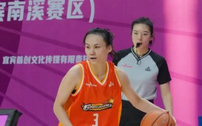 CBA：北京跟陈盈骏谈判陷入僵局，广东男篮三名年轻球员获得续约，广东小外援最新消息