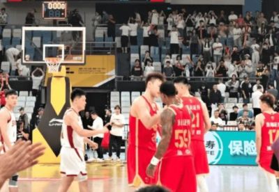 皇马足球策略的逆袭：从困境到巅峰的转变
