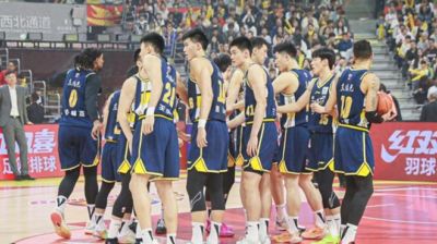 本次六队大交易仅次于去年杜兰特的七队交易首次六队交易是克莱