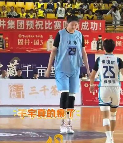 托马斯24分阿特韦尔22分骑士轻取公牛