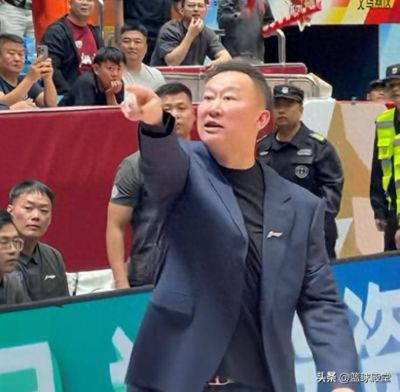 NBA传闻：湖人签下卢克肯纳德面临竞争威胁