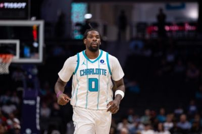 NBA出现戏剧性一幕！詹姆斯有可能重返骑士或热火！